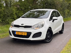 Kia Rio - 1.2 CVVT Comfort Pack | Airco + Cruise Nu € 2.950,