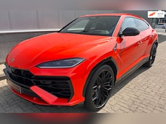 Lamborghini Urus - 4.0 V8 Hybrid SE AD PERSONAM FULL CARBON
