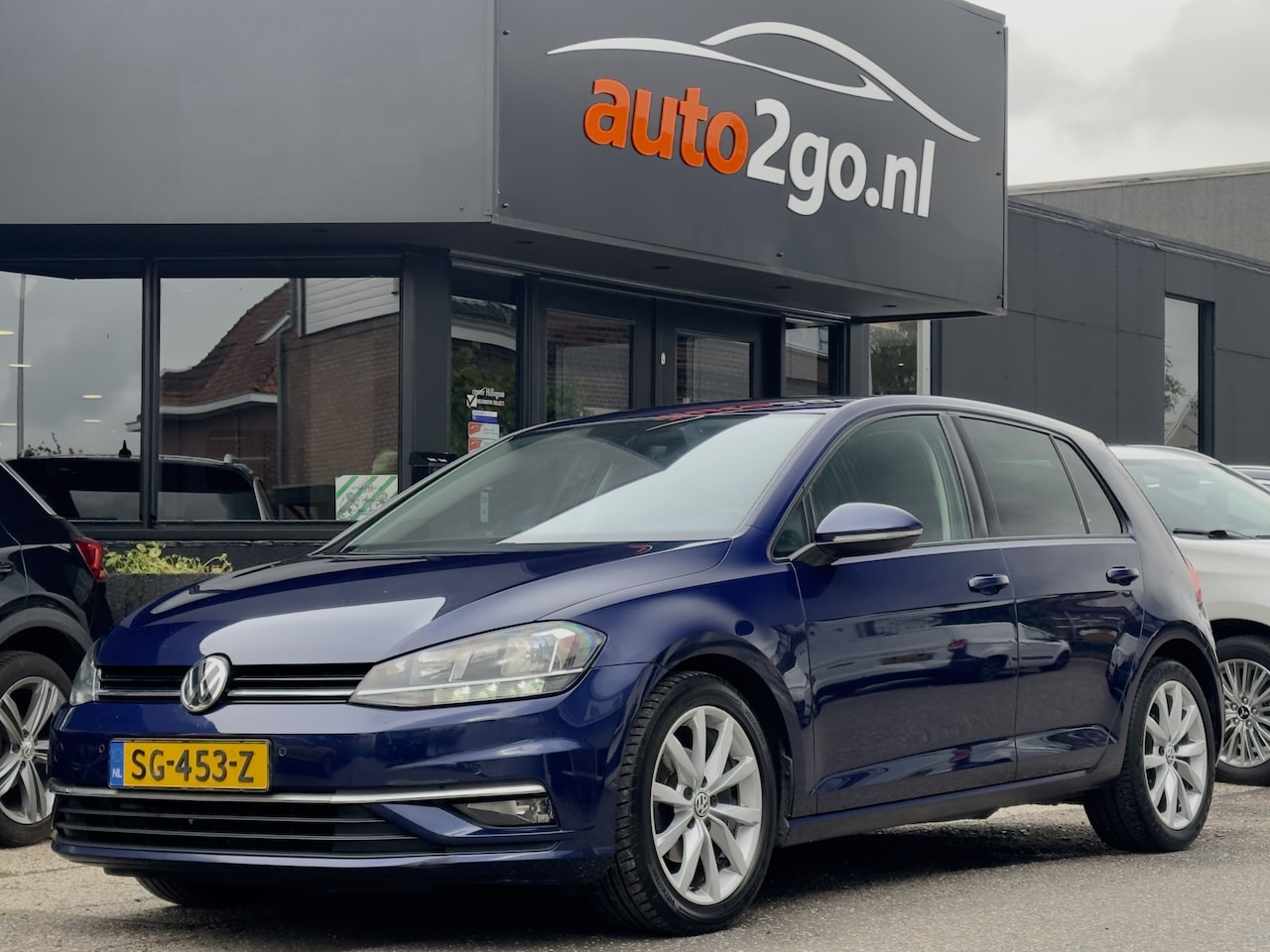 Volkswagen Golf - 7.5 1.0 TSI COMFORTLINE NAVI AIRCO APPLE-CARPLAY LED LMV PDC - AutoWereld.nl