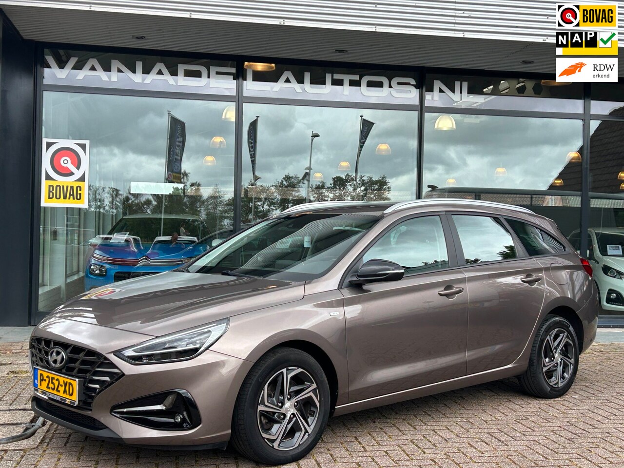 Hyundai i30 Wagon - T-GDi MHEV Comfort Smart Navi Camera NL-Auto NAP Dealeronderhouden! - AutoWereld.nl