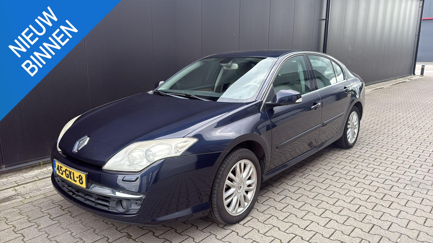 Renault Laguna - 2.0 16V T 170PK Initiale Aut. Leer stoelverwarming Cruise Keyless - AutoWereld.nl