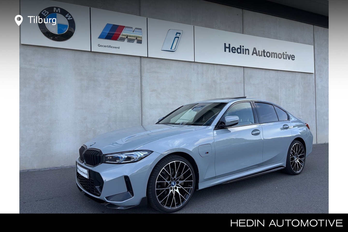 BMW 3-serie - 320e M Sport met M Performance Parts | Achteruitrijcamera | Elektrisch bediend glazen schu - AutoWereld.nl