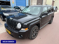 Jeep Patriot - 2.4 Limited Liberty 2011 NAP 128.374km LEER Origineel in Nederland geleverde auto met boek