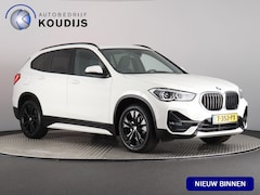 BMW X1 - sDrive18i Executive Edition (Trekhaak / Camera / Elek. Achterklep / Stoelverw. / Navi / Sf