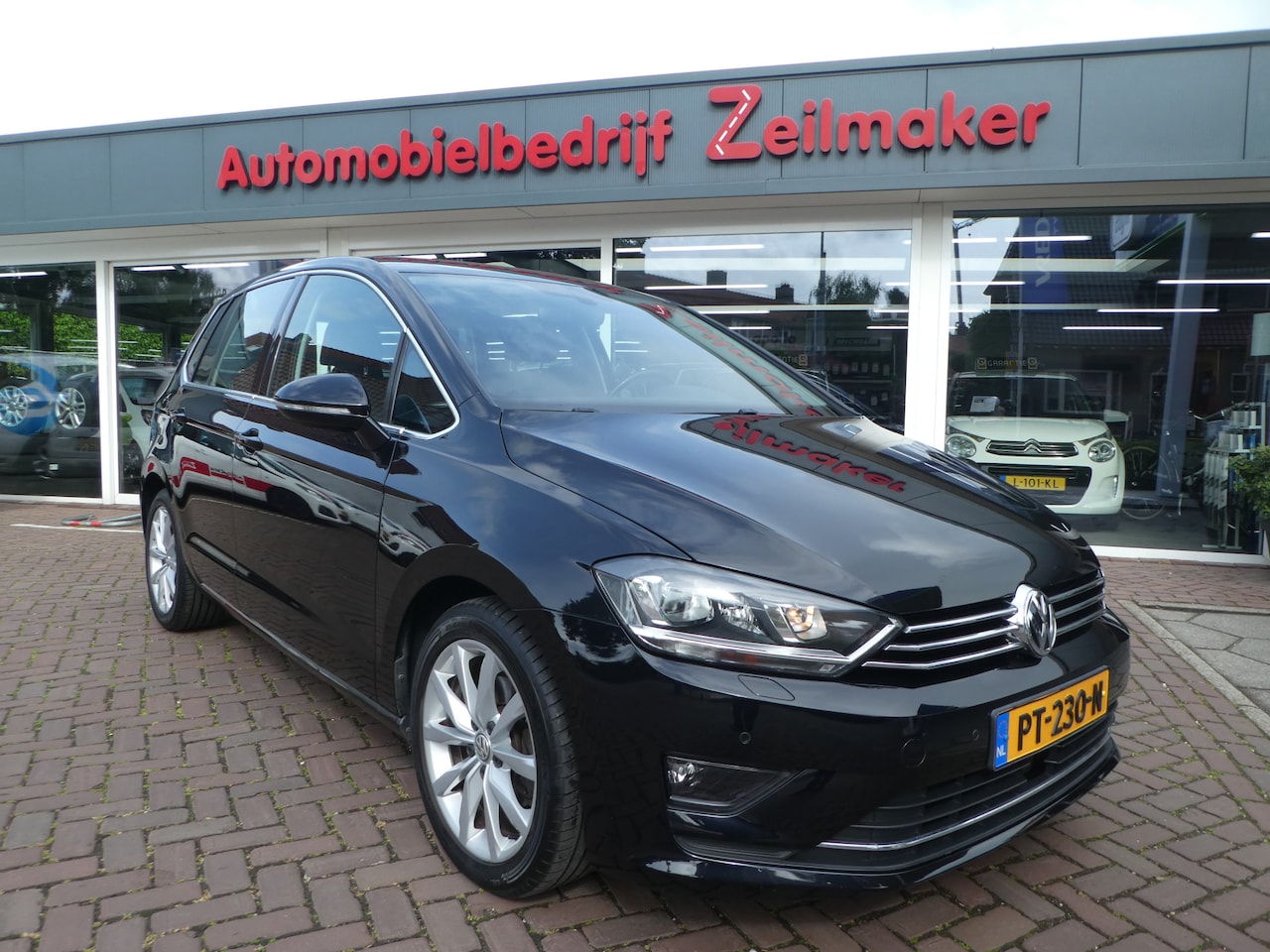 Volkswagen Golf Sportsvan - 1.4 TSI Highline Automaat, 17"Lm velgen, Alcantra, Navi, pdc voor+achter - AutoWereld.nl