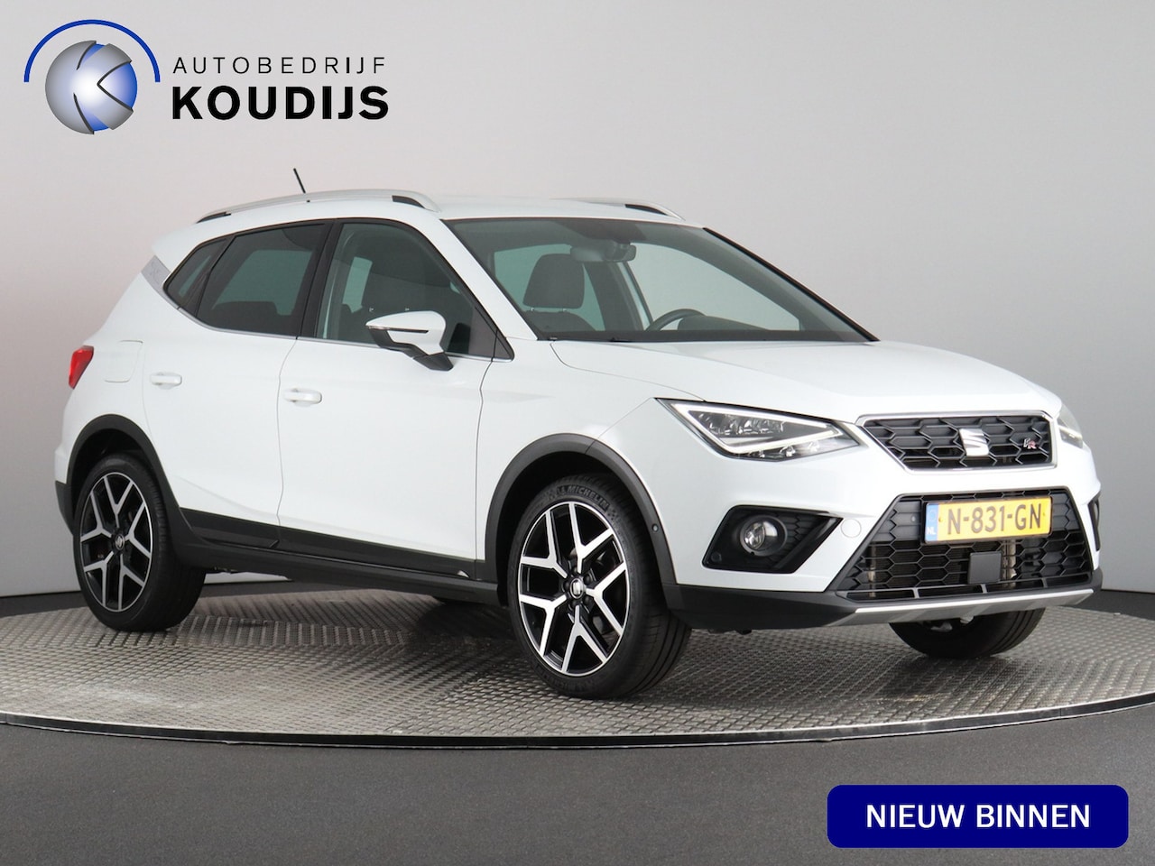 SEAT Arona - 1.0 TSI Xcellence Business Intense FR (Afn. Trekhaak / Camera / Stoelverw. / Carplay / Nav - AutoWereld.nl