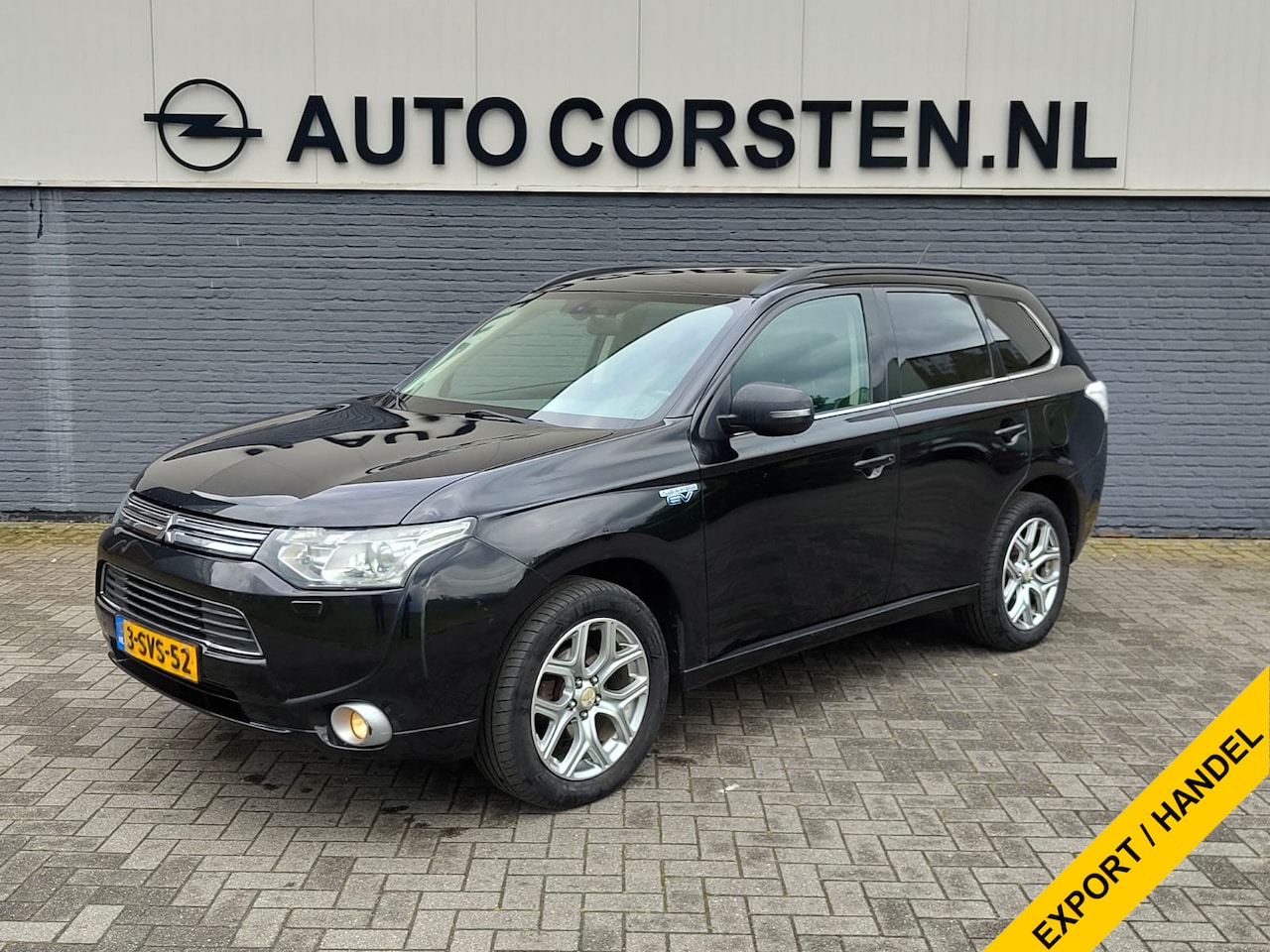 Mitsubishi Outlander - 2.0i PHEV Hybrid 4WD Autom. Intense + Trekhaak Ecc Rockford Fosgate®-Audio Cruise Control - AutoWereld.nl