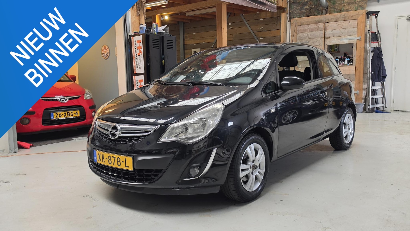 Opel Corsa - 1.2-16V Color Edition Navi, Bluetooth, Volledig dealer onderhouden!!! - AutoWereld.nl