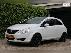 Opel Corsa - 1.2-16V Color Edition | APK T/M 31-01-2027