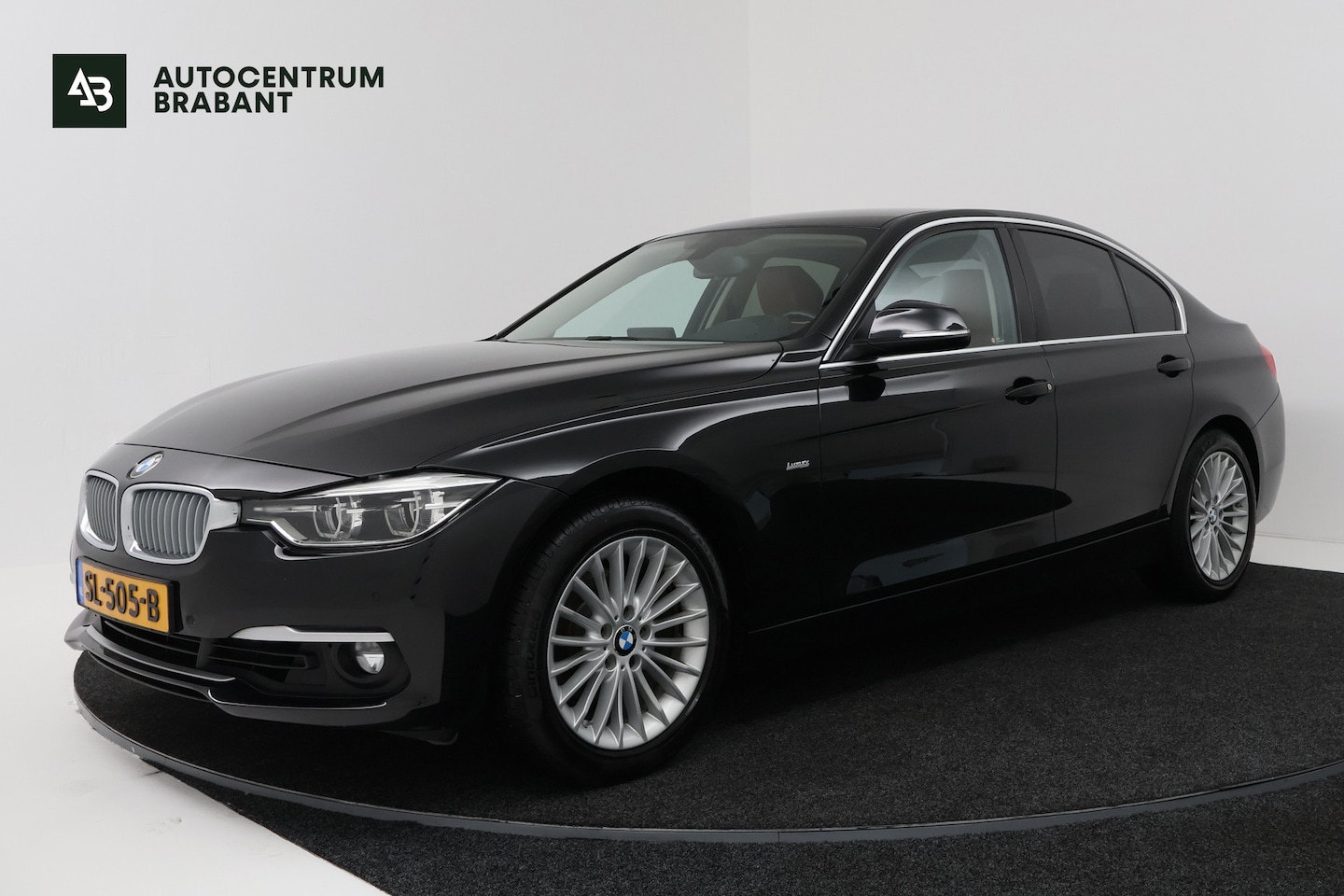 BMW 3-serie - 318i Edition Luxury Line Purity Executive (NAVIGATIE, STOELVERWARMING, PARKEERSENSOREN, DE - AutoWereld.nl