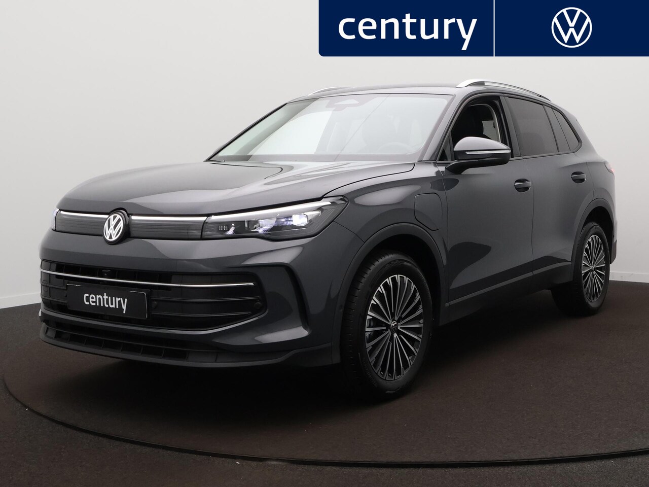 Volkswagen Tiguan - 1.5 eHybrid Life Edition Automaat - IQ Light - Trekhaak - Navigatie - Stoelverwarming - 36 - AutoWereld.nl