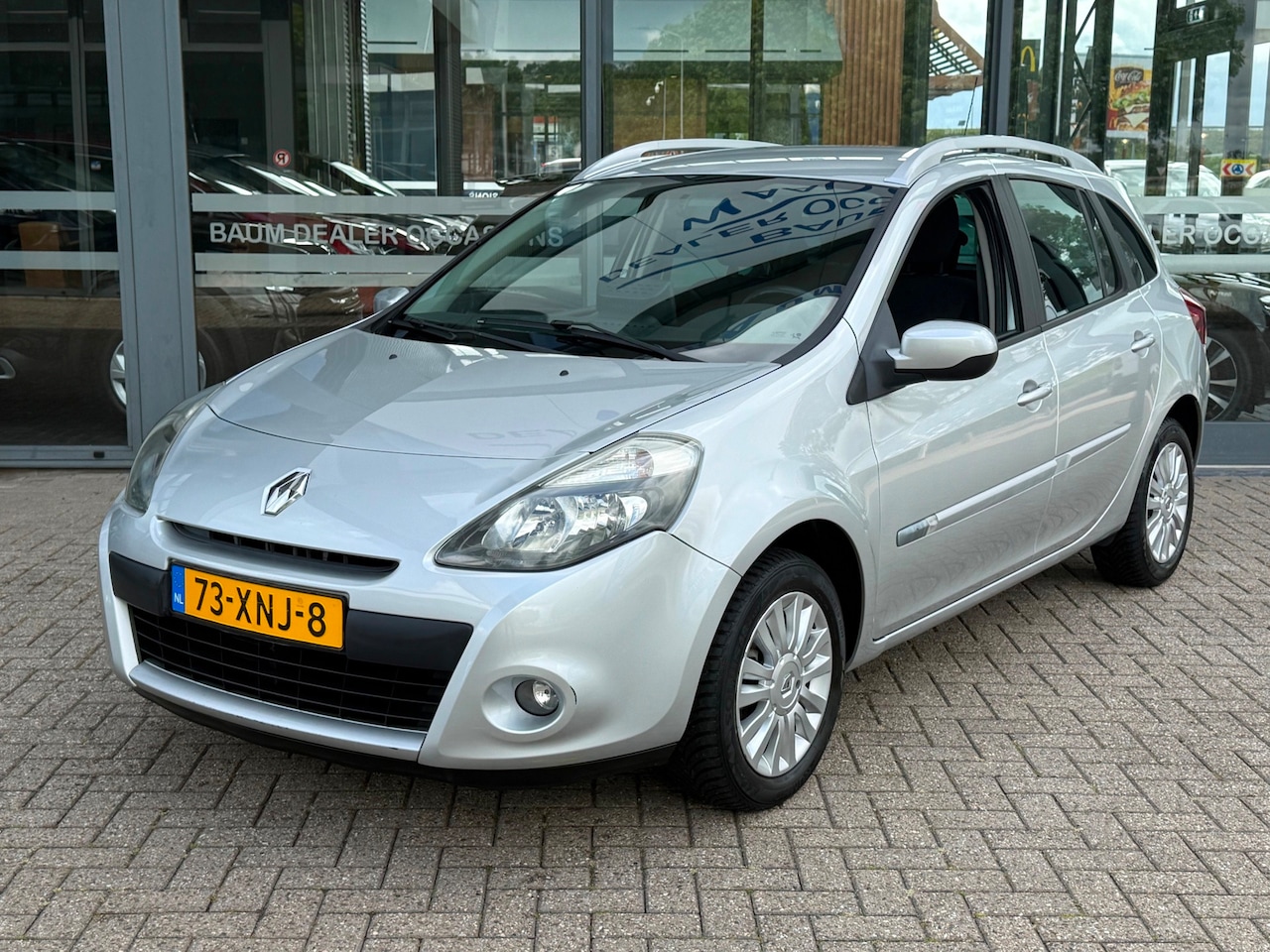 Renault Clio Estate - 1.2 TCE Collection Airco CarPlay Navi Cruise - AutoWereld.nl