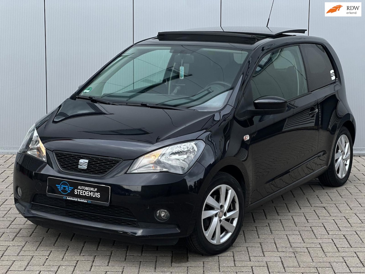 SEAT Mii - 1.0 Style Sport Panoramadak | Navi | Nw APK - AutoWereld.nl