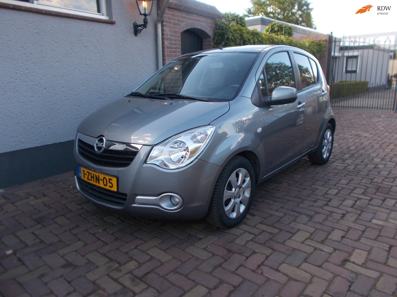Opel Agila - 1.2 Edition...automaat....km 91 dkm..airco - AutoWereld.nl