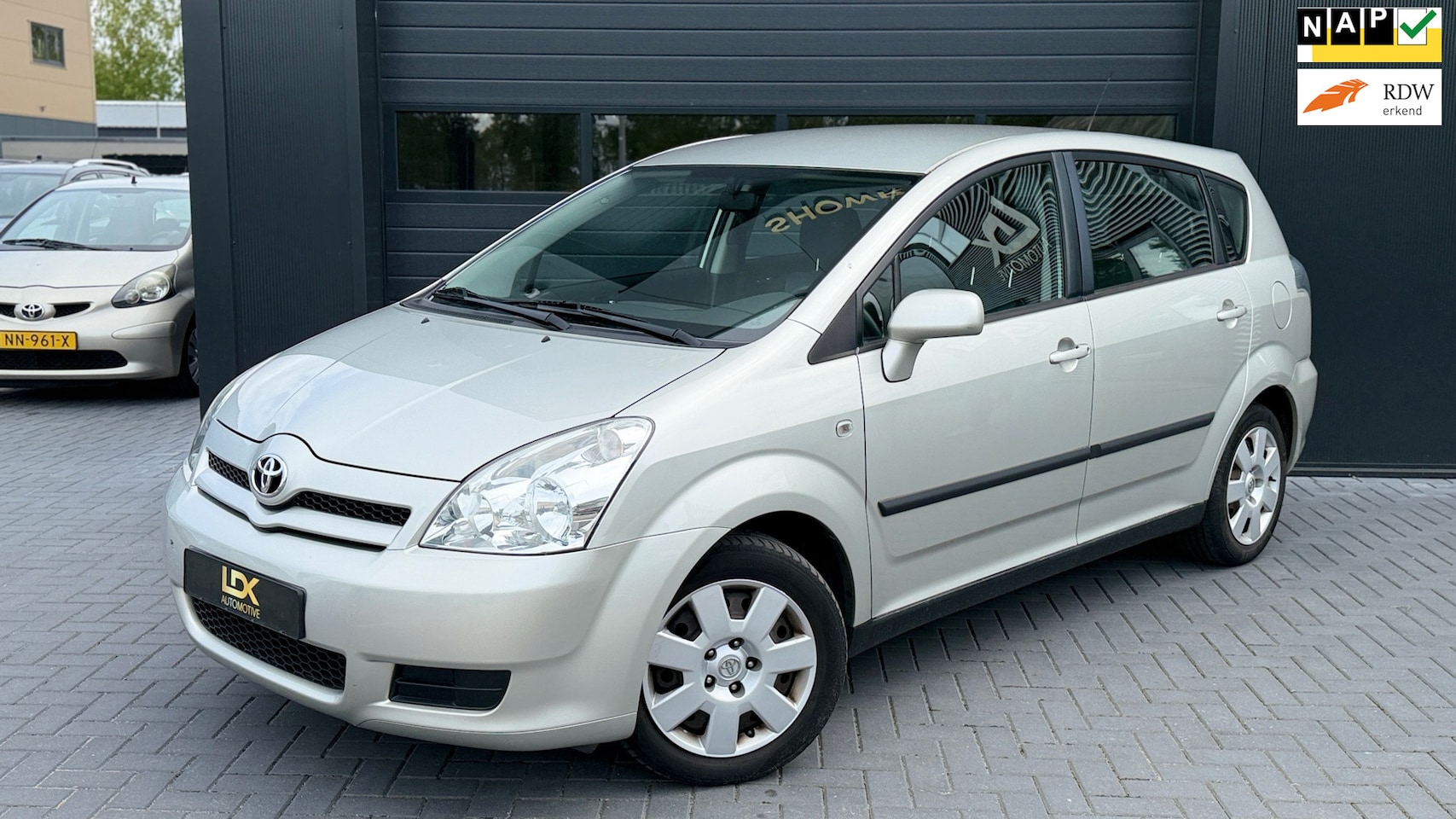 Toyota Verso - 1.6 VVT-i Terra|Trekhaak|Airco|NAP - AutoWereld.nl