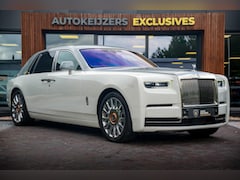 Rolls-Royce Phantom - 6.7 V12 Starlight Headliner Rear Theatre Individual Rear Seats 22-Inch Polished Wheels