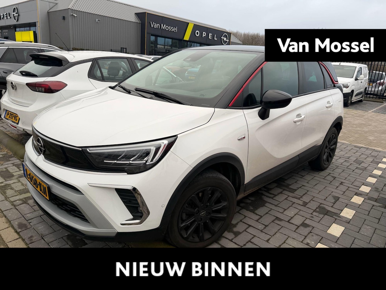 Opel Crossland - 1.2 Turbo GS Line | Trekhaak | Camera | Navi | Stoel & Stuurverwarming | 130 PK - AutoWereld.nl