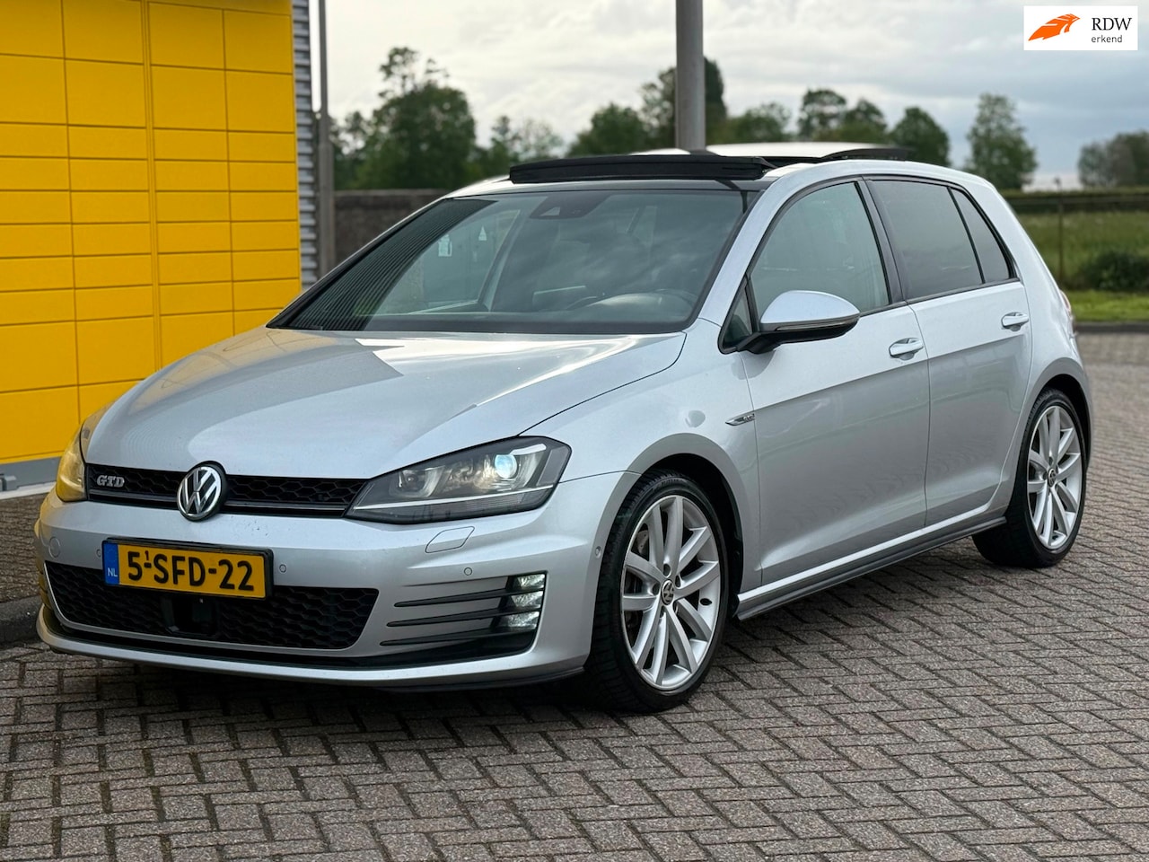 Volkswagen Golf - 2.0 TDI GTD Panoramadak Leer / Sport-Sound Vol optie - AutoWereld.nl