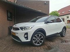 Kia Stonic - 1.0 T-GDi DynamicPlusLine 120PK Carplay / Cruise Controle / Stoelverwarming / Navigatie /
