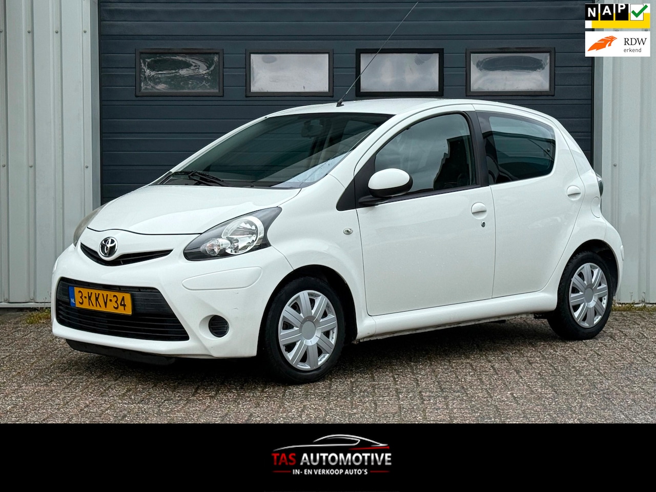 Toyota Aygo - 1.0 VVT-i Comfort 5-deurs AIRCO / 38.389KM / NAP - AutoWereld.nl