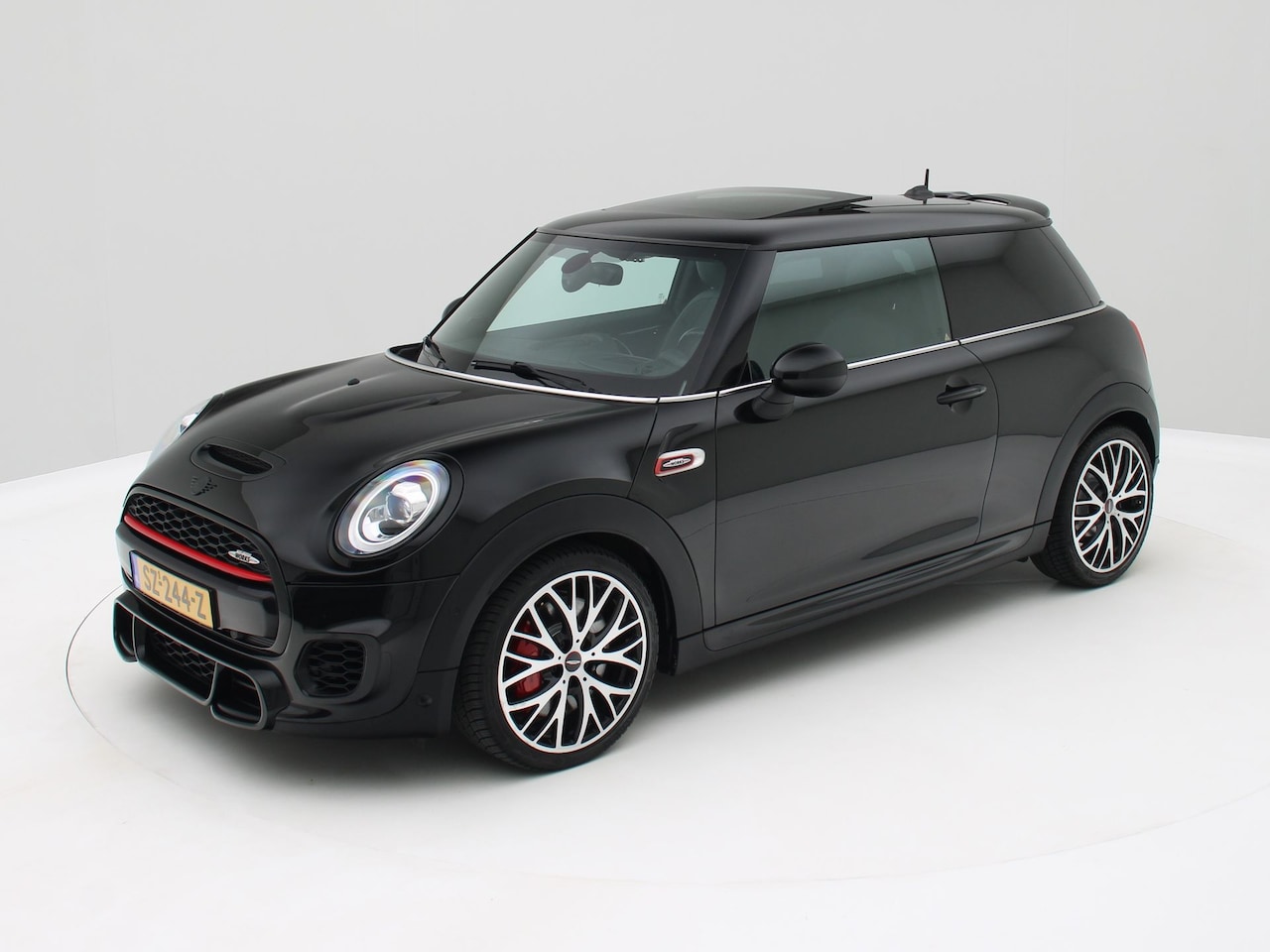 MINI John Cooper Works - Mini 2.0 Chili 232PK / Panorama / Origineel NL - AutoWereld.nl