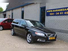 Volvo V70 - 1.6 T4 Limited Edition Leder Clima Navi 18" lm velgen