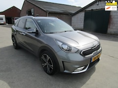 Kia Niro - 1.6 GDi PHEV DynamicLine cam clima lm leer mooi