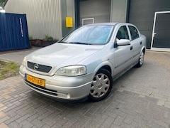 Opel Astra - 1.6-16V GL 95.855KM Automaat