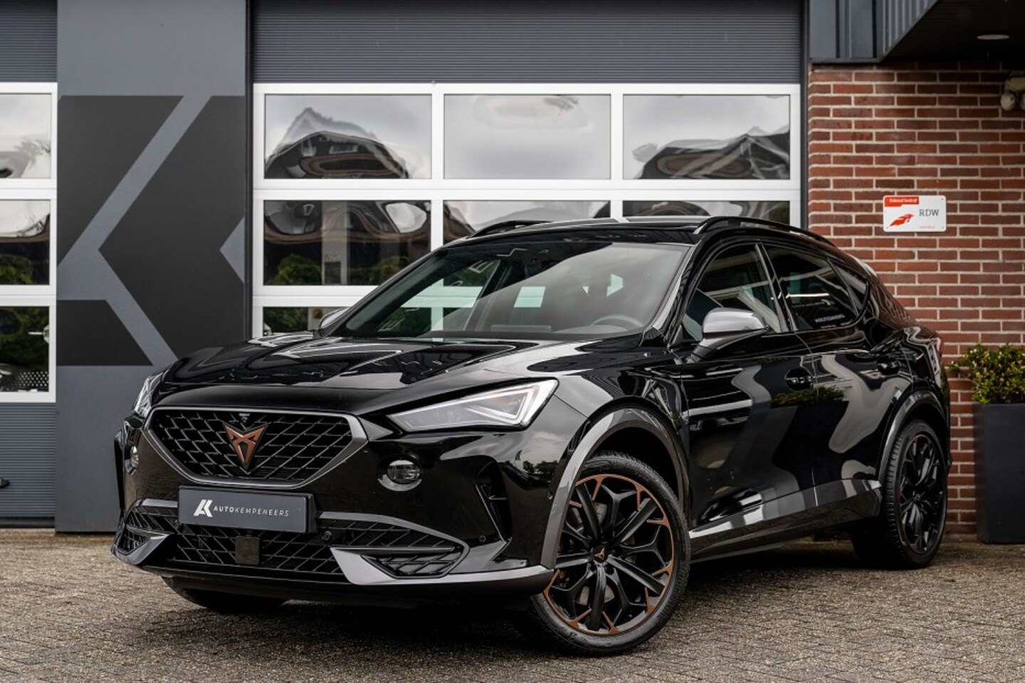 CUPRA Formentor - VZ 1.4 e-Hybrid | Panorama | 360° Camera | Matrix LED | ACC | 19' Inch | - AutoWereld.nl