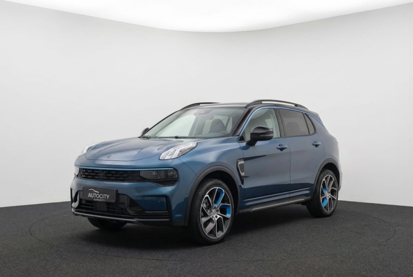 Lynk & Co 01 - 1.5 PHEV l 360 Camera l Pano l 6.6KW - AutoWereld.nl