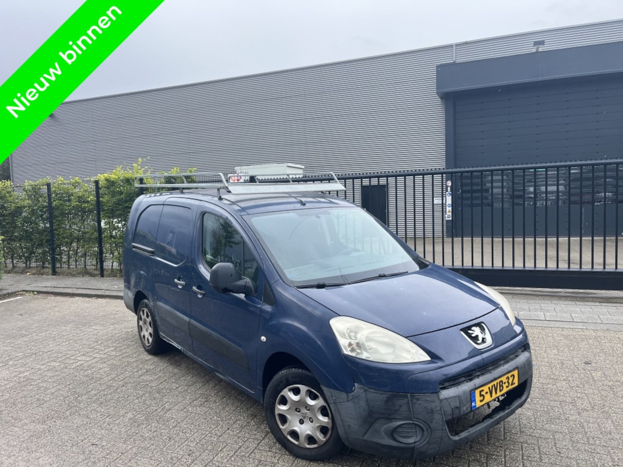 Peugeot Partner - 1.6 HDI L2 Clima|3zits|Radio 2012 - AutoWereld.nl