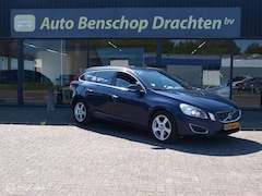 Volvo V60 - Summum 5 Cil. 163pk Aut6 BLiS Elec Stoel Leer Trekhaak