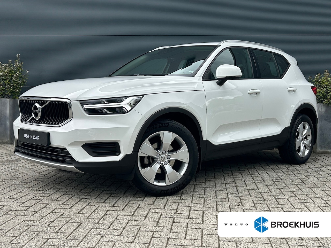 Volvo XC40 - 1.5 T3 Momentum | Camera | Cruise Control | Navigatie | Lane Assist | Spiegels dimmend | - AutoWereld.nl
