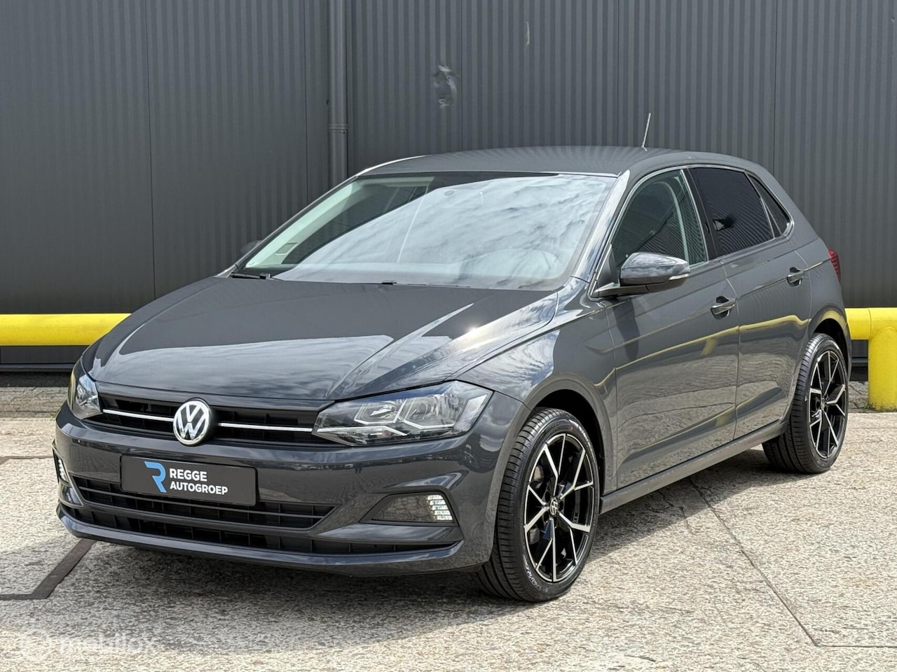 Volkswagen Polo - 1.0 TSI Highline AUTOMAAT| R-LINE VELGEN - AutoWereld.nl