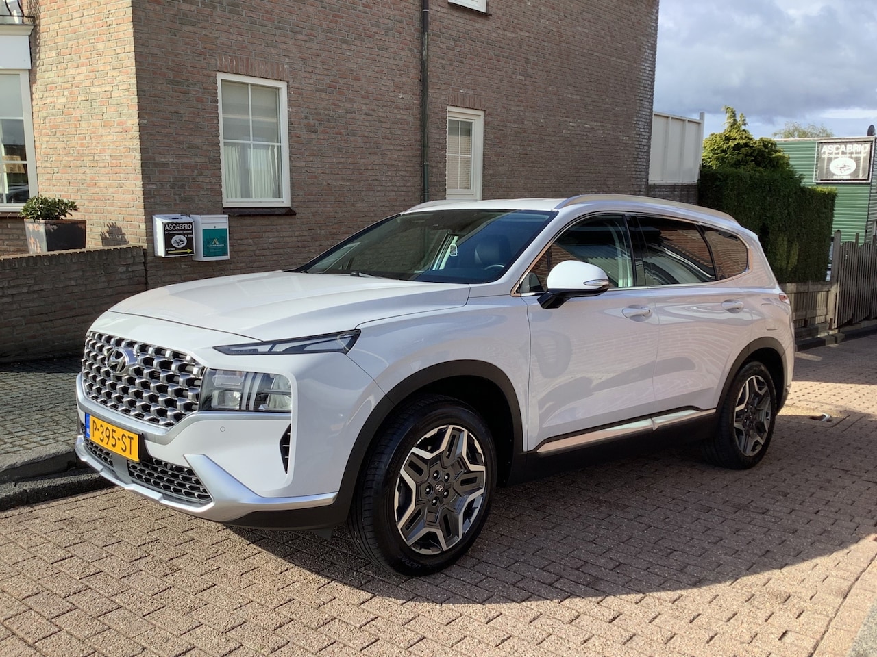 Hyundai Santa Fe - 1.6 T-GDI PHEV Comfort Smart 1.6 T-GDI PHEV Comfort Smart - AutoWereld.nl