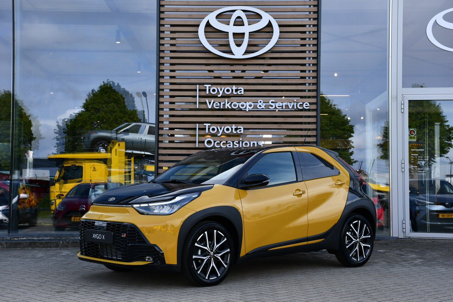 Toyota Aygo X - Hybrid 115 GR Sport Automaat 116pk | Nieuw | direct uit voorraad leverbaar| - AutoWereld.nl