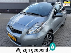 Toyota Yaris - 1.3 VVTi Aspiration*VELGEN*TERKHAAK*NEW APK*AIRCO*ELKT-RAAM*NAP