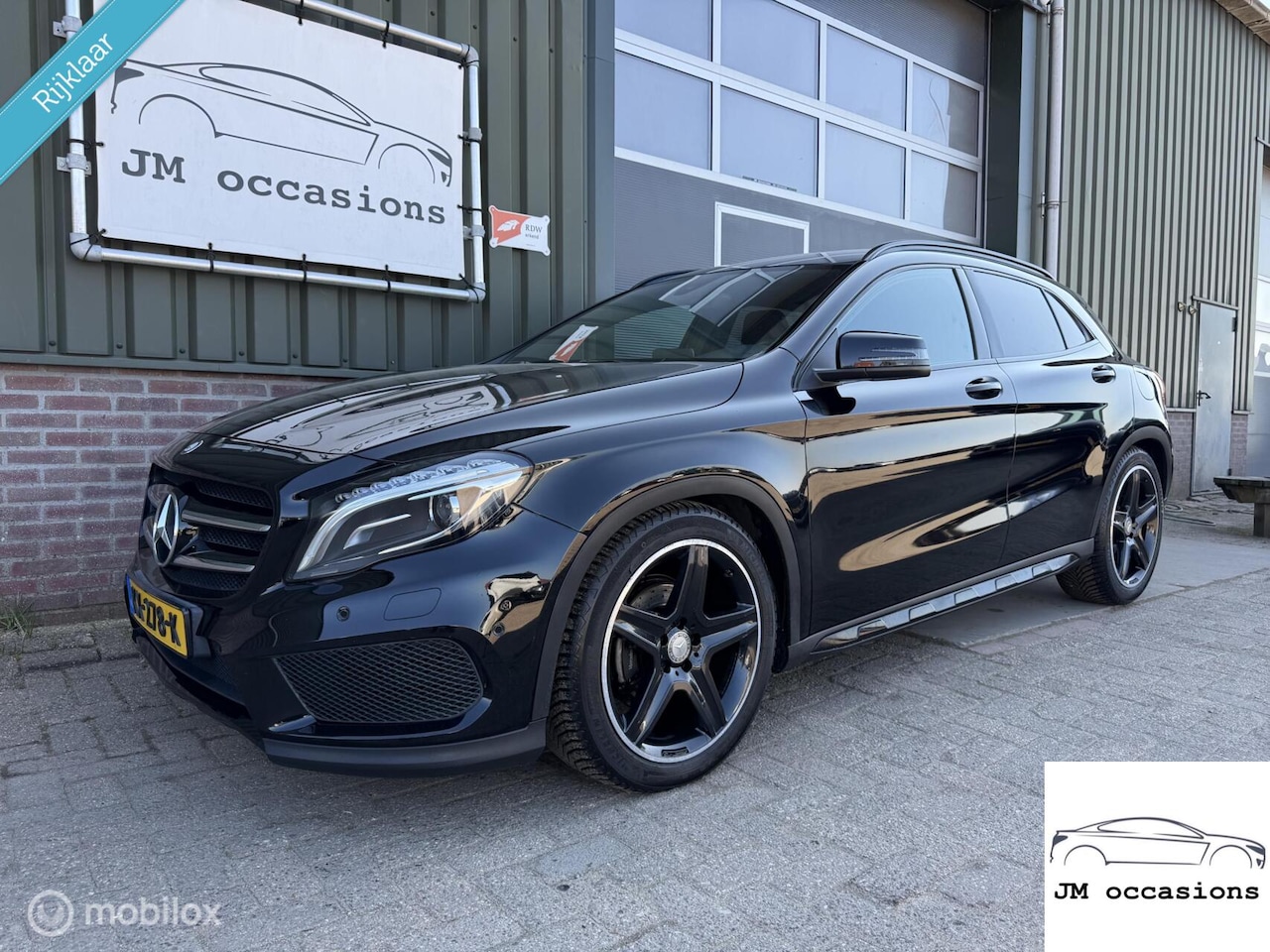 Mercedes-Benz GLA-Klasse - 180 AMG Night Edition|Xenon|Getint glas| - AutoWereld.nl