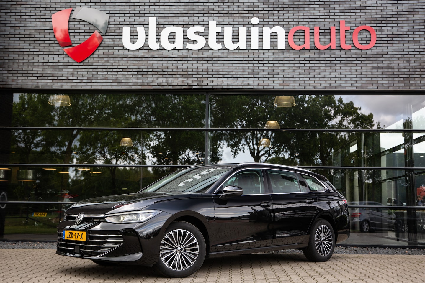 Volkswagen Passat Variant - 1.5 eTSI Elegance Business 1.5 eTSI Elegance Business , Adap. cruise, Stoel/stuurverwarming, Head-up display, - AutoWereld.nl