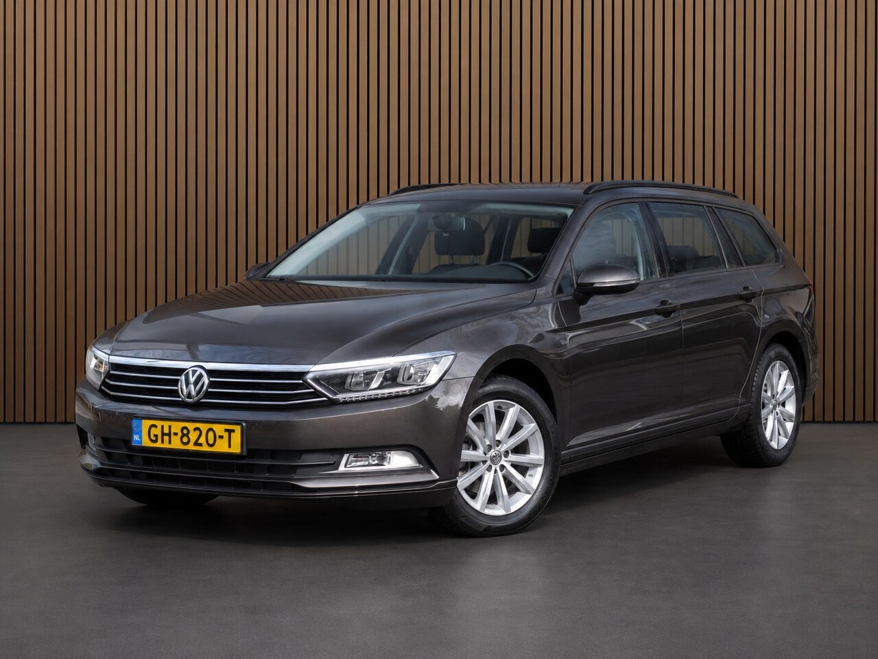 Volkswagen Passat Variant - 1.4 TSI Trendline Executive ✨Cruise control | ✅ Trekhaak - AutoWereld.nl