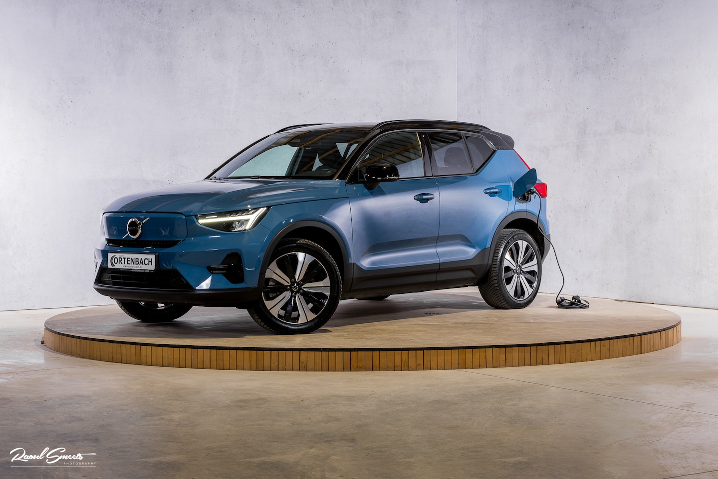 Volvo XC40 - Recharge Twin Plus 78 kWh | Adaptieve cruise | Blis | Metallic | Full LED | - AutoWereld.nl