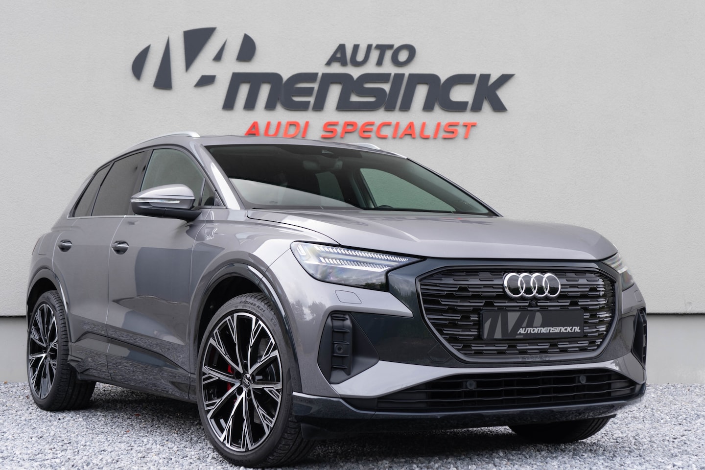 Audi Q4 e-tron - 50 Quattro / Standkachel/ Adaptive Cruise Control/ Head-Up Display/ 221kW (300PK) - AutoWereld.nl
