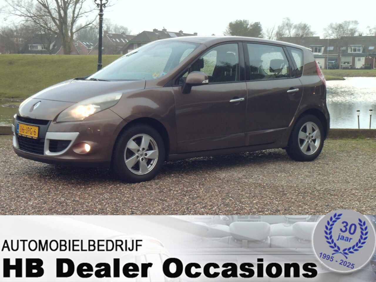 Renault Scénic - 1.5 dCi Sélection Business Sport - Airco - Navigatie - 6 Bak - AutoWereld.nl