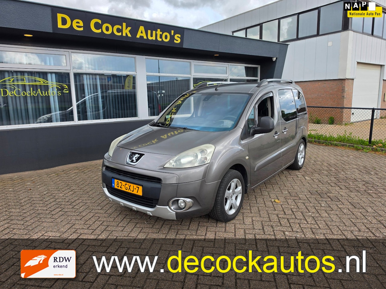 Peugeot Partner Tepee - 1.6 XT Executive 1.6 XT Executive - AutoWereld.nl
