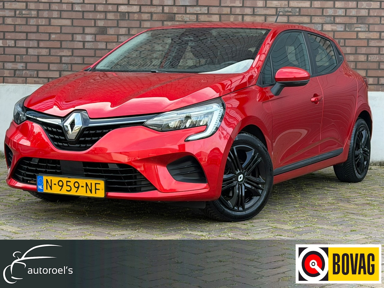 Renault Clio - 1.0 TCe / Navigatie / Apple CarPlay - Android / 1e Eigenaar / ALL-Season banden / Cruise C - AutoWereld.nl