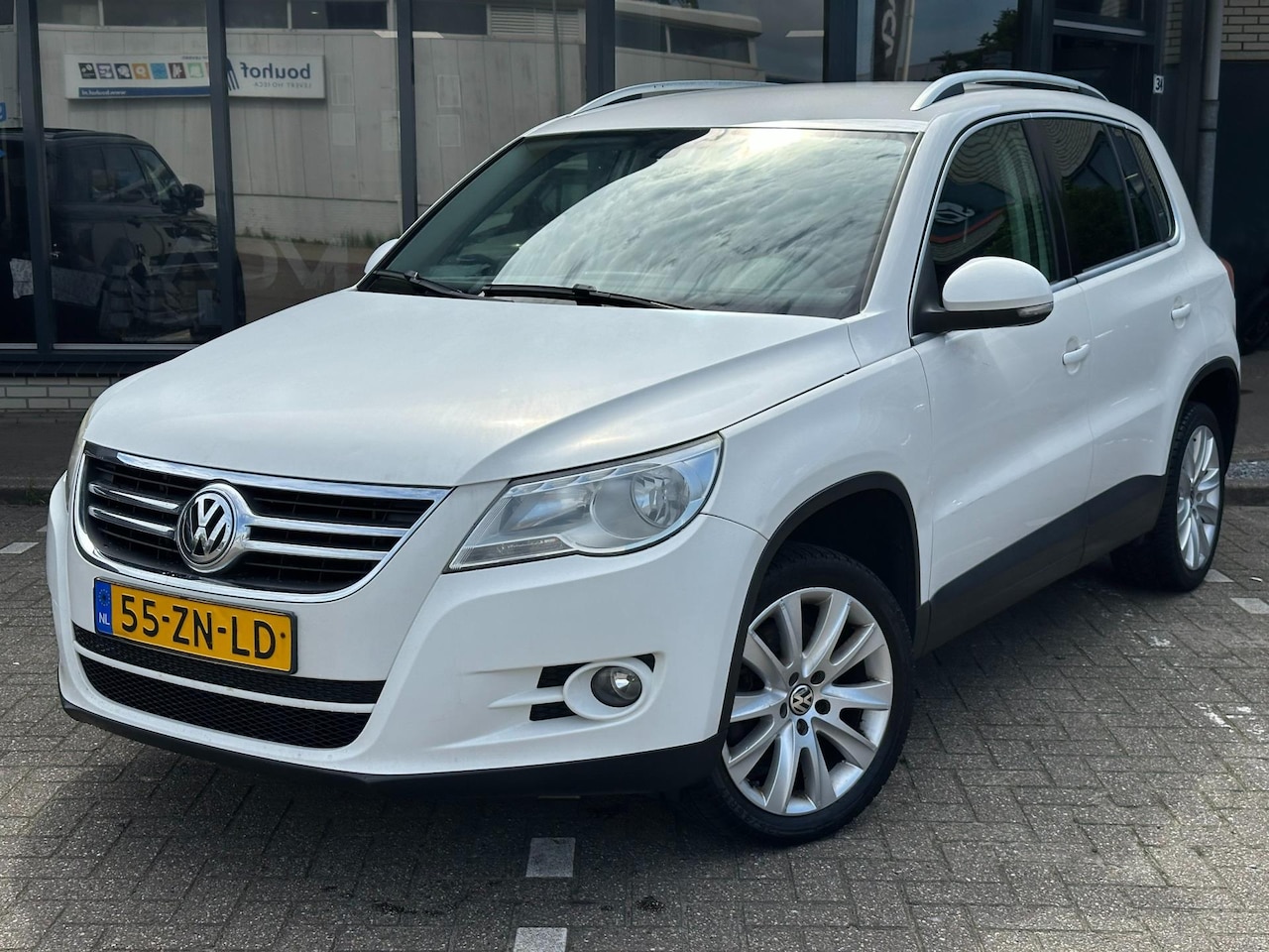 Volkswagen Tiguan - 1.4 TSI Sport&Style 4Motion - AutoWereld.nl