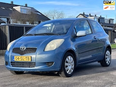 Toyota Yaris - 1.3 VVTi Sol Airco*119.000 NAP*Trekhaak*APK 29-01-2027 *Elektrische ramen