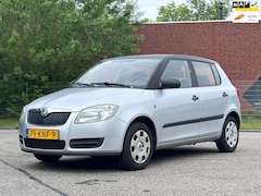 Skoda Fabia - 1.2 Drive 1e Eigenaar*Airco*28-02-2027 APK*Trekhaak*NAP*Dealer onderhouden*Stuurbekrachtig
