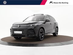 Volkswagen Tiguan - 1.5 eHybrid 272pk DSG R-Line Edition · Panoramadak · 360 Camera · Inklap. Trekhaak · Dodeh