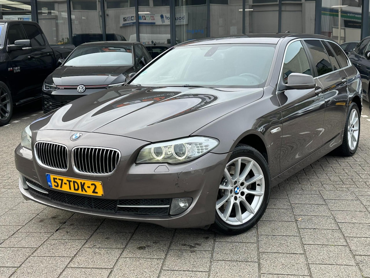 BMW 5-serie Touring - 520i High Executive 520i High Executive - AutoWereld.nl